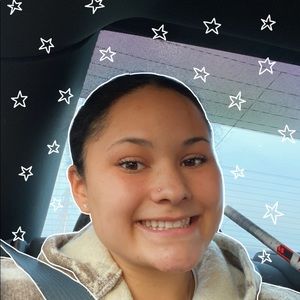 Meet your Posher, Ella